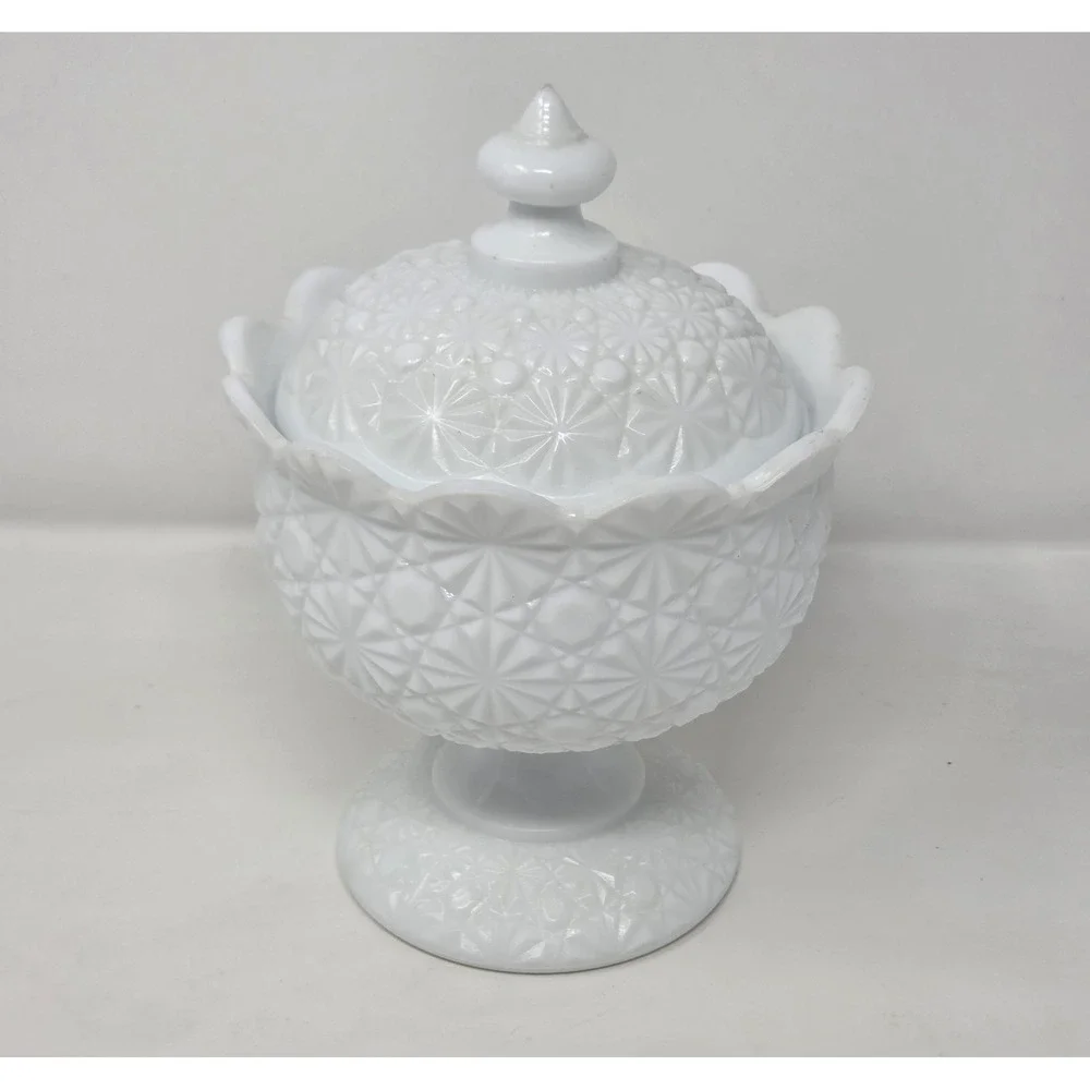 Vtg Fenton Milk Glass-Daisy & Button Pattern Lidded Candy Dish Ice Bucket